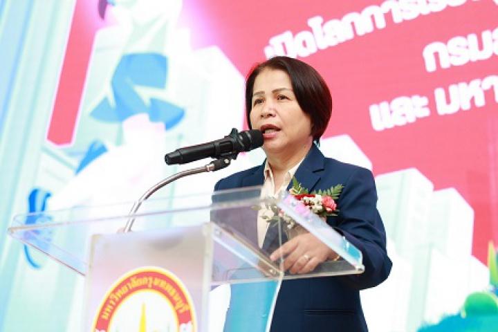 สกร. ร่วมกับ  มหาวิทยาลัยกรุงเทพธนบุรี ผนึกกำลังส่งเสริมการศึกษาเพื่อการมีงานทำ พร้อมพัฒนาศักยภาพนักกีฬา และการใช้ทรัพยากรทางการศึกษา