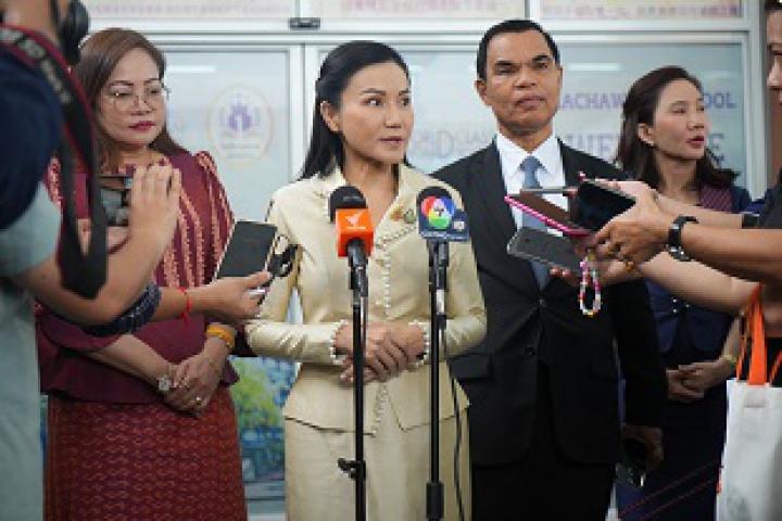 “รมว.ศธ” สานต่อแจกเครื่องมือเสริมการสอนนร.-ครู เปลี่ยนวิธีการเช่าซื้อให้เขตพื้นที่ ย้ำต้องโปร่งใสตรวจสอบได้