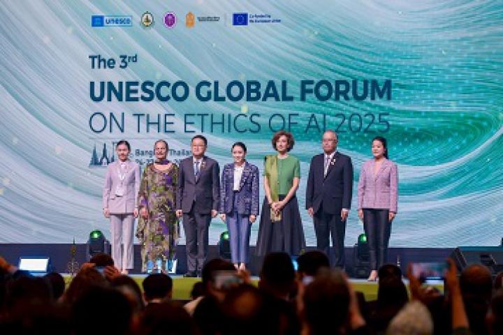 กระทรวงศึกษาธิการ ร่วมเวทีโลก “GFEAI 2025” หนุนตั้งศูนย์ธรรมาภิบาล AI ระดับภูมิภาค