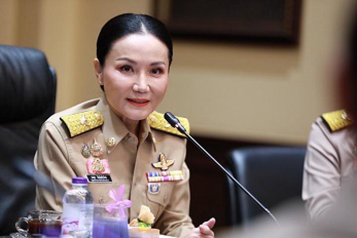 “รมว.นฤมล”ถกเข้ม ก.ค.ศ.-สพฐ.เร่งลดภาระงานครู