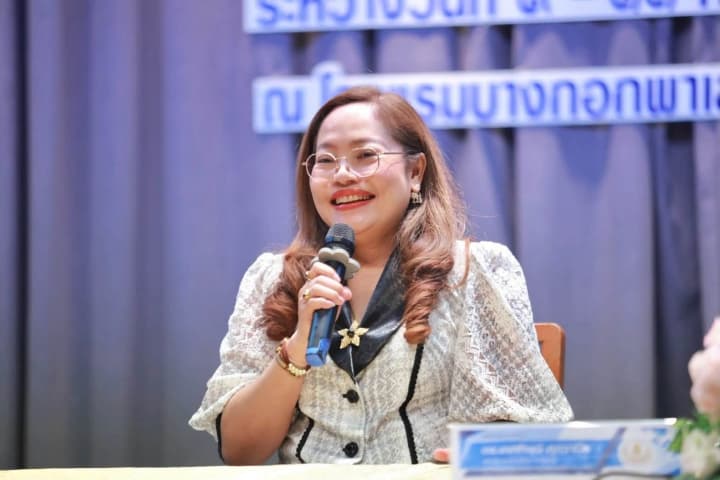 อธิบดี สกร. Surprise Visit ขับเคลื่อน “ธนาคารหน่วยกิต” ชูสถานศึกษาเป็น “ธนาคารแห่งการเรียนรู้”