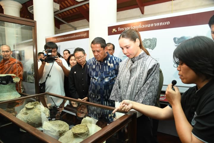 กรมศิลปากร จัดนิทรรศการพิเศษ “ดอนยายทอง : ปฐมบทอารยธรรมเมืองเพชรบุรี”