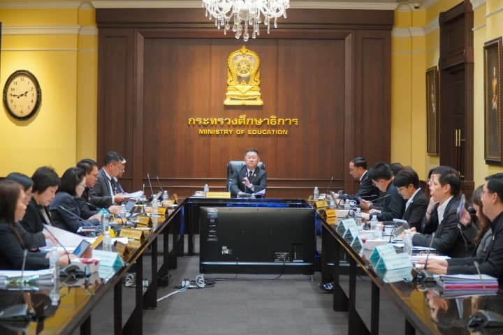 ครูพื้นที่พิเศษ เฮ! ก.ค.ศ. เคาะเพิ่มรายชื่อสถานศึกษา ลดเวลาขอเลื่อนวิทยฐานะ ครอบคลุม 3,657 แห่ง ทั่วประเทศ
