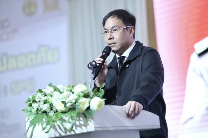 “อัครนันท์” เปิดศูนย์พิทักษ์สิทธิฯ ปกป้องสิทธิ์ครูเต็มกำลัง ช่วยเพื่อนครูจากความไม่ยุติธรรม