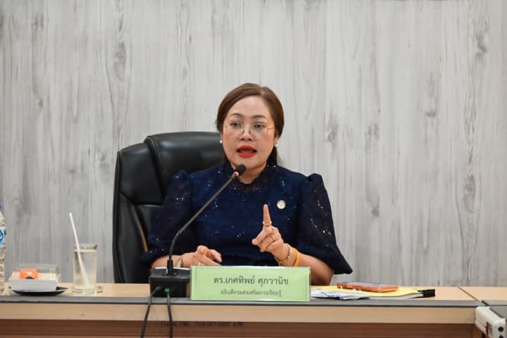 “อธิบดีเกศทิพย์” เร่งเครื่องเปลี่ยนผ่านหลักสูตร สกร. ปี 67 ยกระดับฐานสมรรถนะ
