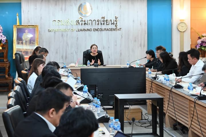 อธิบดี สกร. ชูระบบ Credit Bank บน DOLEdemy ด้านญี่ปุ่นชื่นชมระบบการส่งเสริมการเรียนรู้ตลอดชีวิตของไทย