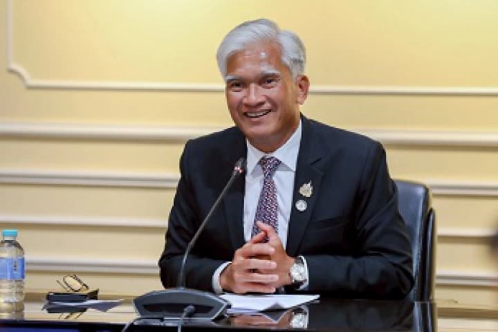 ปลัด ศธ.แจงภารกิจแรก “รมว.นฤมล” ลงใต้ ไม่เน้นพิธีรีตอง กำชับ ครู-นักเรียน วันหยุดใส่ไปรเวทได้ ไม่ต้องแต่งชุดเต็มยศมารอต้อนรับ ขอลงพื้นที่ไม่ให้ใครลำบาก