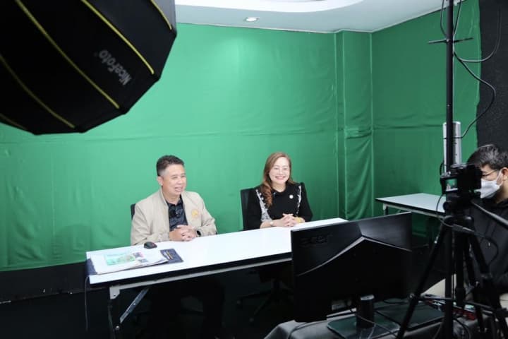 อธิบดี สกร. พบปะทักทายและให้กำลังใจนักศึกษา ผ่านระบบออนไลน์