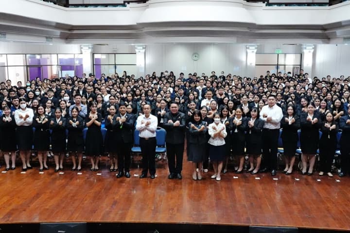 ปฐมนิเทศ ขรก.ใหม่ “พิเชฐ โพธิ์ภักดี” มอบเส้นทางสู่ความสำเร็จการทำงาน 9 ข้อ