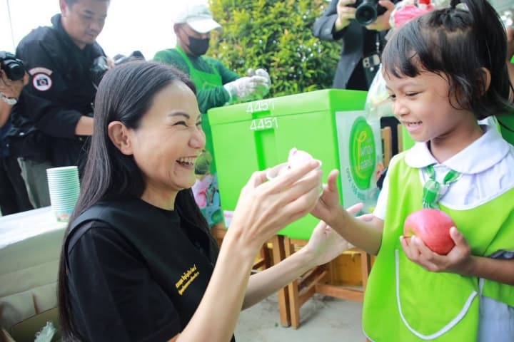 “รมว.นฤมล”ลงพื้นที่ จ.ตรัง เติมเต็มรอยยิ้มเด็กพิเศษ เดินหน้าจัดการศึกษาอย่างทั่วถึง