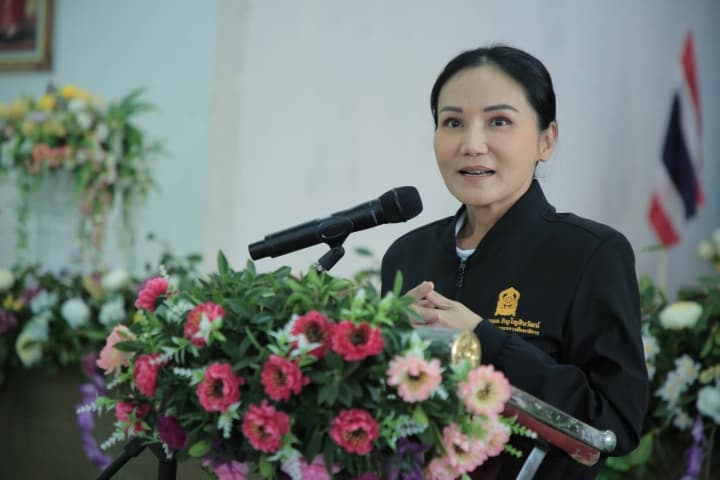 “รมว.นฤมล”ลงพื้นที่นครสวรรค์ รับฟังเสียงครู–ผู้บริหาร ย้ำ ปรับเกณฑ์วิทยฐานะ เพื่อสร้างแรงจูงใจ เติมพลังใจผู้สอน