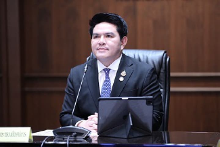 รัฐมนตรีช่วยว่าการกระทรวงศึกษาธิการ หารือผู้บริหารนำผลความสามารถทางการแข่งขัน IMD 2025 เล็งนำภาคเอกชนร่วมยกระดับพัฒนาการศึกษาไทย