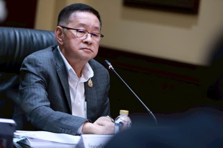 รมว.ศธ ห่วงนักเรียนติดตามฟุตบอลโลก 2026 ขอรับชมอย่างสร้างสรรค์