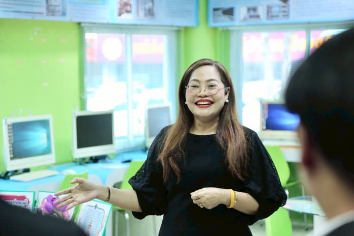 เกศทิพย์ ปลื้ม บุคลากร สกร.อุดรธานี เทิดพระเกียรติ "สมเด็จพระพันปีหลวง"