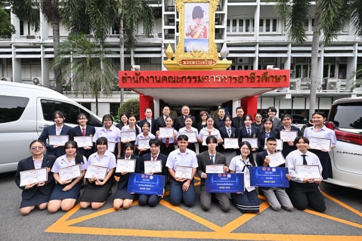 เลขาธิการ กอศ. เชื่อมั่นผู้เรียนอาชีวะไทยมีศักยภาพสูง พร้อมสร้างชื่อบนเวทีนานาชาติ